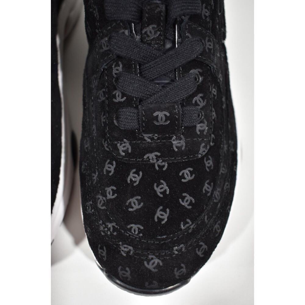 Chanel 22A Black Suede Printed CC Logo White Flat Runner Trainer Sneaker 36 - Picture 6 of 11